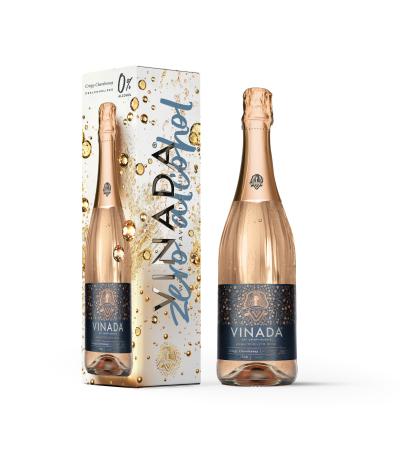 packshot VINADA Crispy Chardonnay 0,0% in Giftbox.